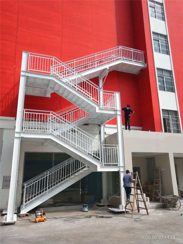 鋼結(jié)構(gòu)樓梯